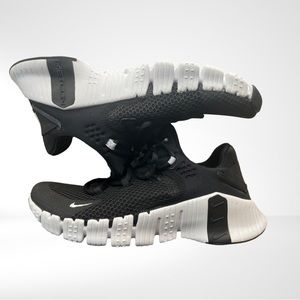 Women’s Nike Metcon 4